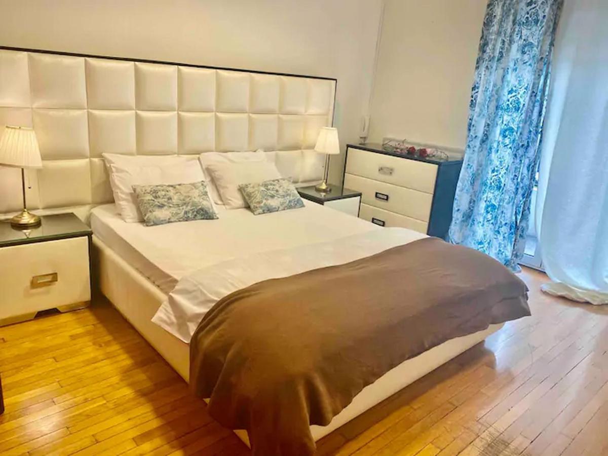 Apartamento 4Bdr Amazing Spacious Full Apt In Plaka Atenas Exterior foto